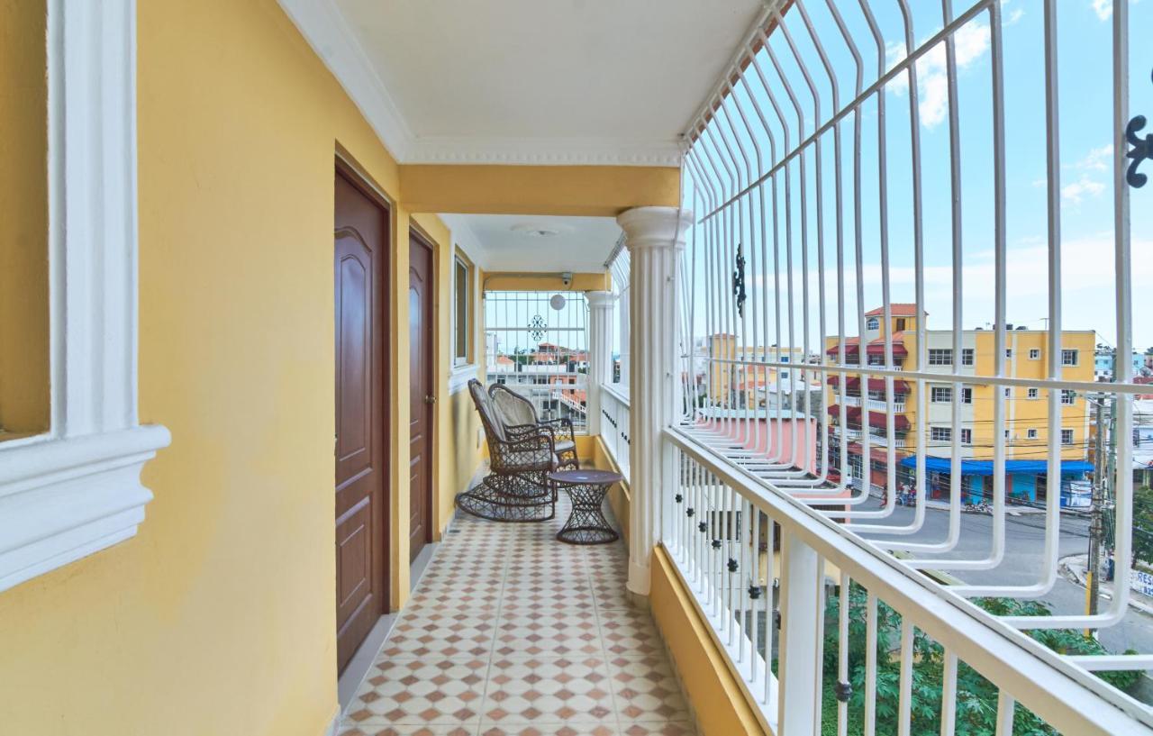 Bnb Tropical Island Aparthotel - Corales Del Sur - Santo Domingo Este Kültér fotó