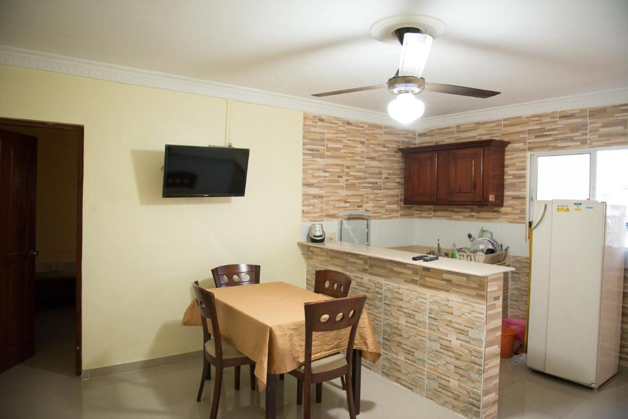 Bnb Tropical Island Aparthotel - Corales Del Sur - Santo Domingo Este Kültér fotó