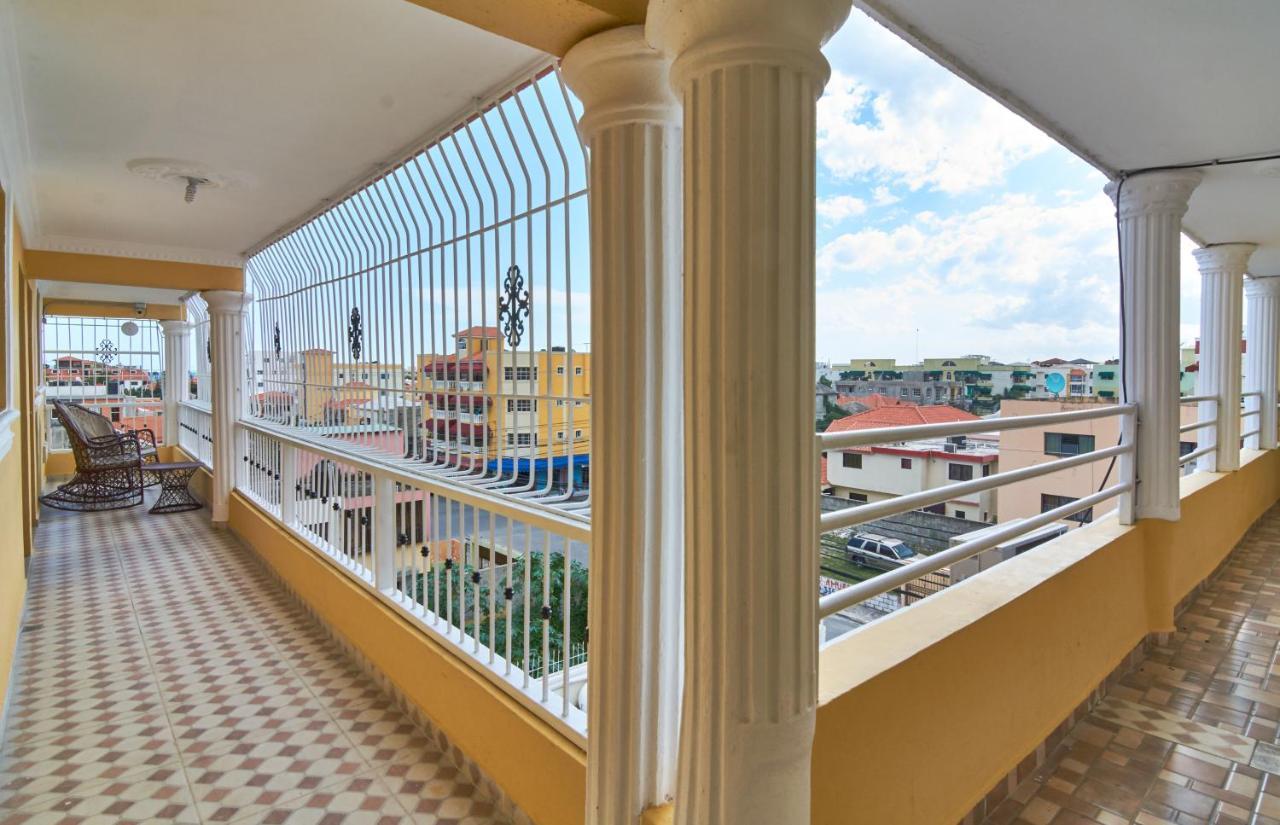 Bnb Tropical Island Aparthotel - Corales Del Sur - Santo Domingo Este Kültér fotó