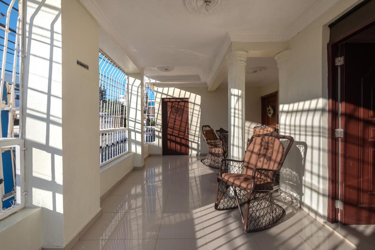 Bnb Tropical Island Aparthotel - Corales Del Sur - Santo Domingo Este Kültér fotó